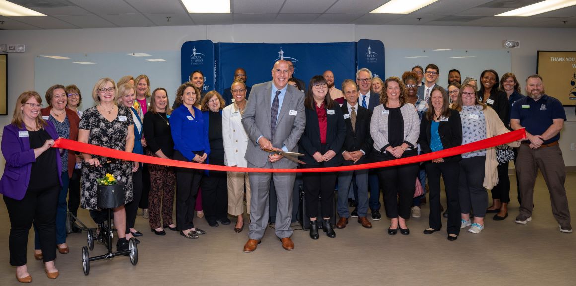 25th anniversary ribbon cutting
