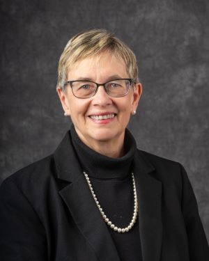 Barbara Marinak